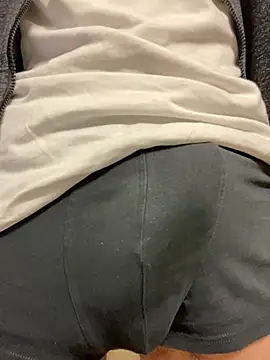 tip4sexxx online show from 03-01-26, 05:15