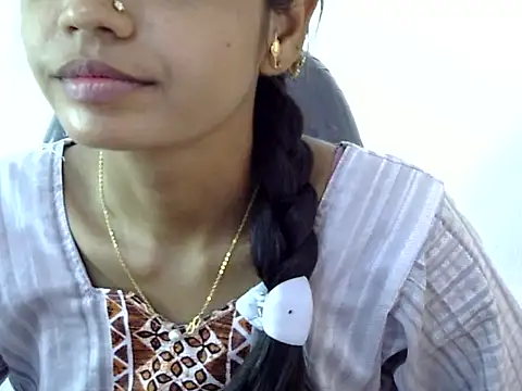 Kulsum S online show from 03-08-26, 09:57