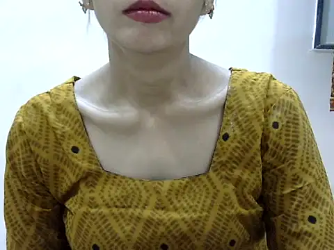 Kulsum S online show from 05-30-26, 01:41