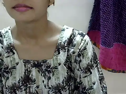 Kulsum S online show from 07-11-26, 01:47
