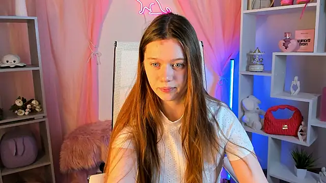 Snapshot of CelestineMauriac chatting on 03-10-26, 04:12 CelestineMauriac online show from 03-10-26, 04:12