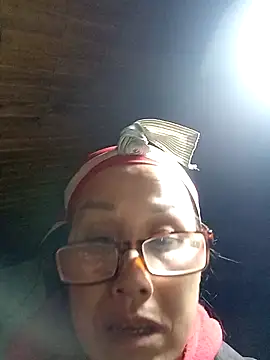 Snapshot of yoyosexy11 chatting on 02-11-26, 02:33 yoyosexy11 online show from 02-11-26, 02:33