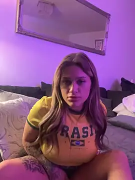 Snapshot of Nelly999 chatting on 04-07-26, 10:42 Nelly999 online show from 04-07-26, 10:42