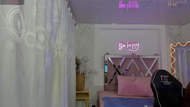 SABRIINA TAY online show from 04-13-26, 11:48