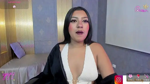 Snapshot of Laulin_tay chatting on 03-08-26, 03:21 Laulin tay online show from 03-08-26, 03:21