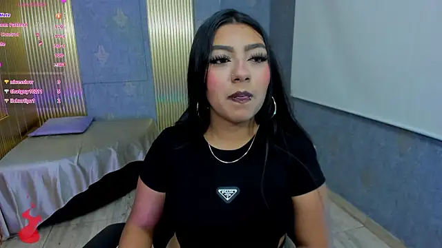 Snapshot of Laulin_tay chatting on 03-12-26, 03:34 Laulin tay online show from 03-12-26, 03:34