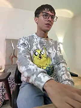 EVAN TAY online show from 02-18-26, 03:13