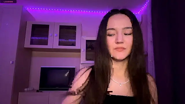 Kiaicatie online show from 04-22-26, 05:14