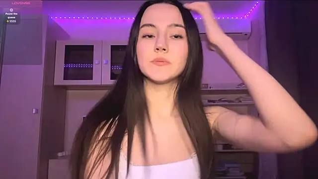 Kiaicatie online show from 04-26-26, 05:21