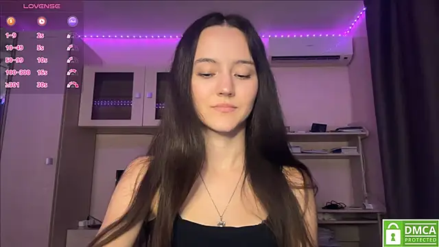 Snapshot of Kiaicatie chatting on 07-30-26, 03:11 Kiaicatie online show from 07-30-26, 03:11