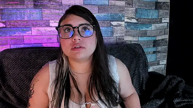 Snapshot of DREAMBOO_ chatting on 03-04-26, 11:27 DREAMBOO online show from 03-04-26, 11:27