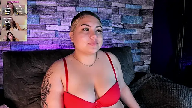 Snapshot of DREAMBOO_ chatting on 03-06-26, 11:39 DREAMBOO online show from 03-06-26, 11:39