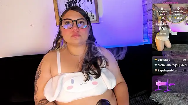 Snapshot of DREAMBOO_ chatting on 03-14-26, 03:01 DREAMBOO online show from 03-14-26, 03:01