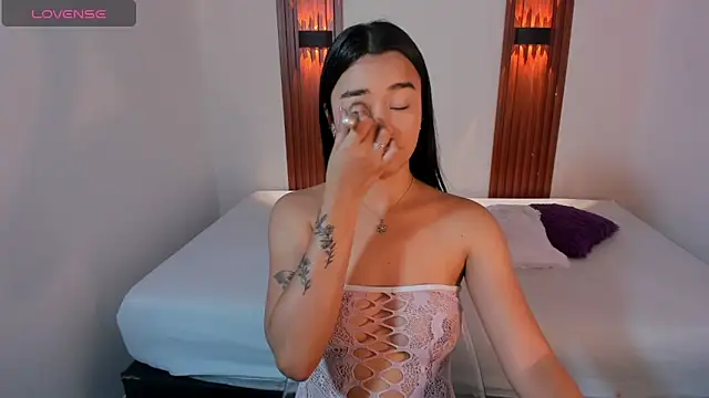 Snapshot of Lisy19 chatting on 03-05-26, 07:43 Lisy19 online show from 03-05-26, 07:43