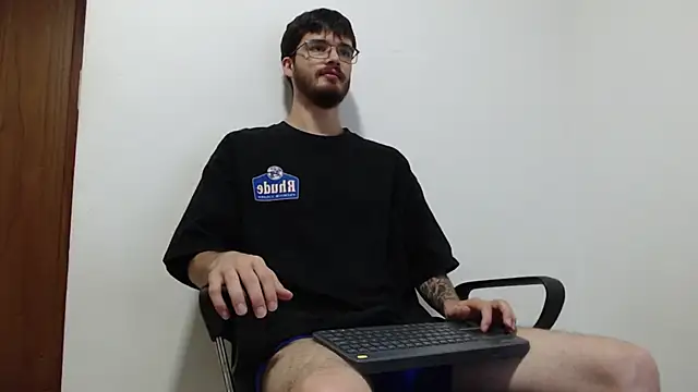 Snapshot of joseh0se chatting on 04-03-26, 01:36 joseh0se online show from 04-03-26, 01:36