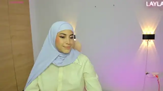 LAY LA  online show from 04-15-26, 09:26