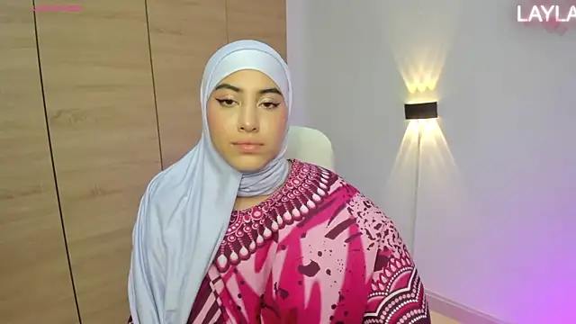 LAY LA  online show from 04-21-26, 10:12