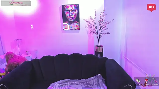 Victoria  doll online show from 07-10-26, 12:08