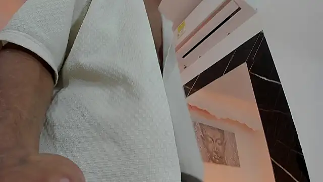 Rpoolrboy online show from 04-26-26, 01:47