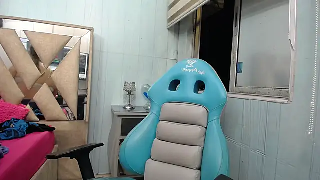 allison max tattoo online show from 02-23-26, 01:25