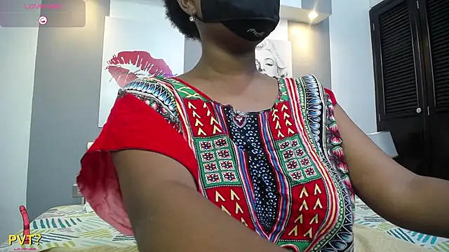 Snapshot of kavya_suri_ chatting on 03-11-26, 07:09 kavya suri online show from 03-11-26, 07:09