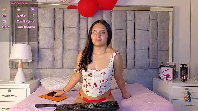 Snapshot of Ayla_Han chatting on 03-01-26, 04:14 Ayla Han online show from 03-01-26, 04:14