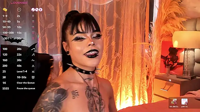 SweetDevil 7 online show from 06-15-26, 10:34