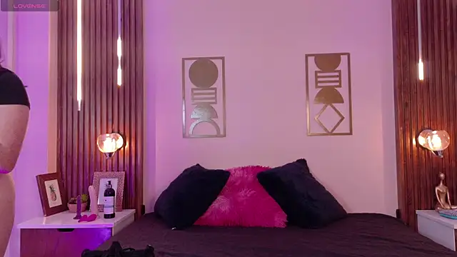 Hanna-Winchester online show from 04-17-26, 08:12