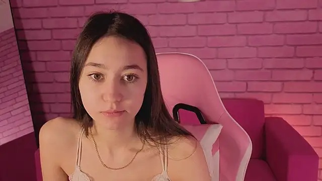 Snapshot of Nicole_Brownie chatting on 02-05-26, 02:38 Nicole Brownie online show from 02-05-26, 02:38