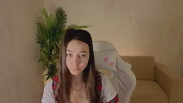 Snapshot of Nicole_Brownie chatting on 02-10-26, 05:22 Nicole Brownie online show from 02-10-26, 05:22