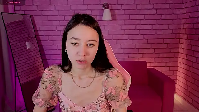 Snapshot of Nicole_Brownie chatting on 02-22-26, 12:56 Nicole Brownie online show from 02-22-26, 12:56