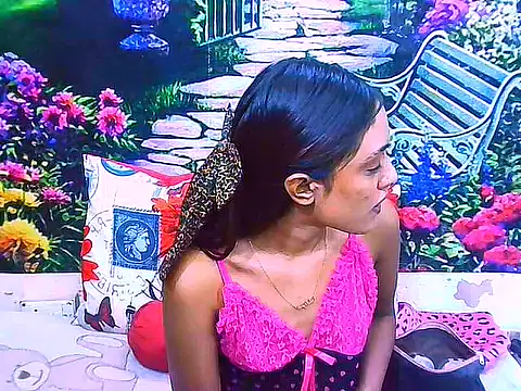 IndianPretty14u2Luv online show from 05-12-26, 06:16