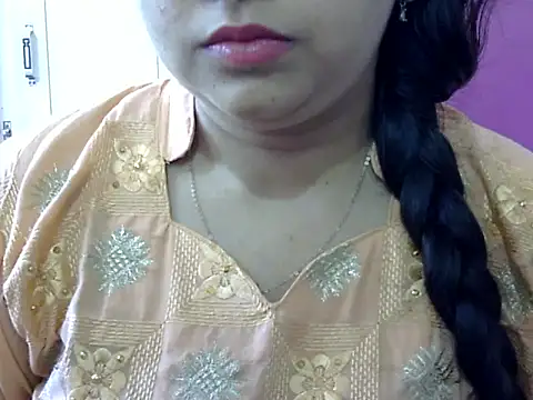 Cute Aliyaa online show from 05-01-26, 10:42