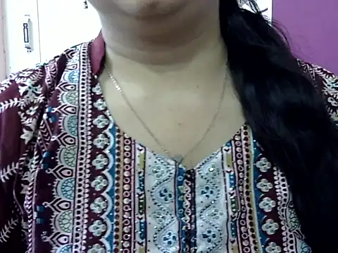 Cute Aliyaa online show from 05-02-26, 09:47