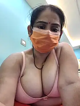 Snapshot of diyam4002 chatting on 02-02-26, 07:34 diyam4002 online show from 02-02-26, 07:34