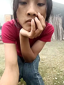 Hoa-tuylip online show from 04-28-26, 02:27