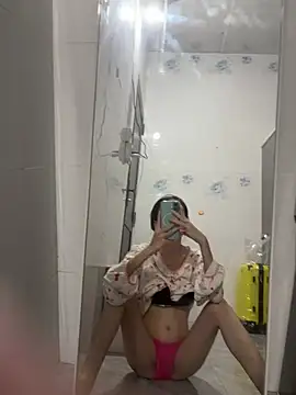 Phuonghot189 online show from 06-24-26, 04:39
