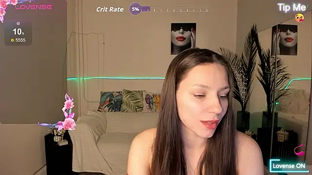 Snapshot of AliceW0ral chatting on 03-08-26, 10:13 AliceW0ral online show from 03-08-26, 10:13