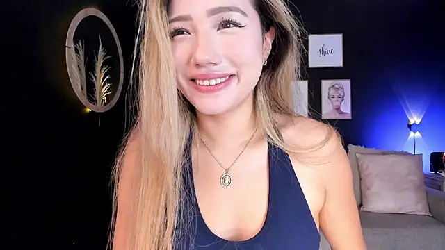 Isa cortes  online show from 04-17-26, 01:36