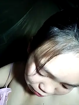 Snapshot of derylove_ chatting on 02-27-26, 04:29 derylove online show from 02-27-26, 04:29