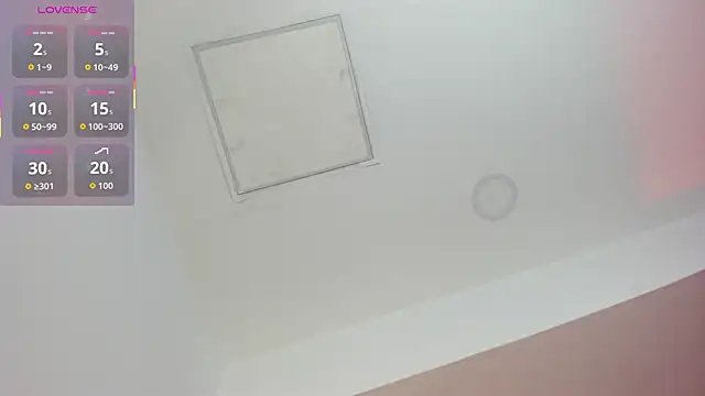 Snapshot of Eva_monet chatting on 02-25-26, 03:21 Eva monet online show from 02-25-26, 03:21