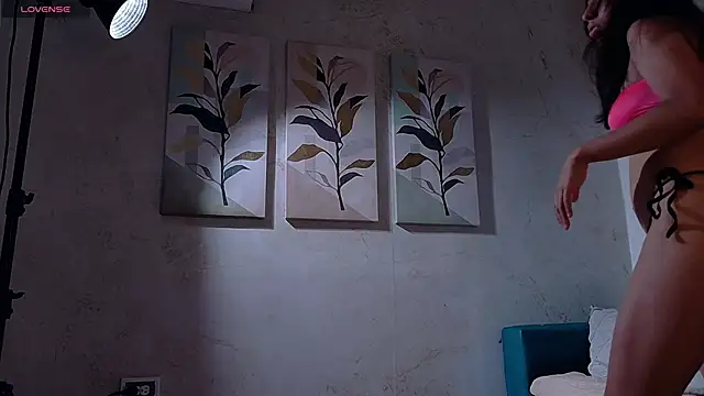 cristina aznar1 online show from 04-25-26, 07:00