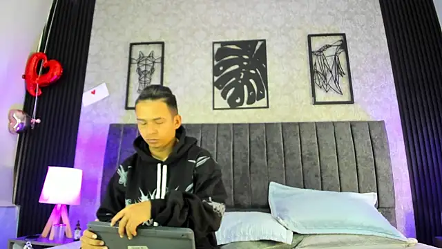 bliinkii and luka  online show from 03-17-26, 01:14