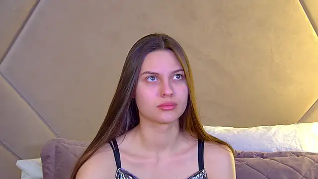 Snapshot of AliceVersal chatting on 03-13-26, 05:14 AliceVersal online show from 03-13-26, 05:14