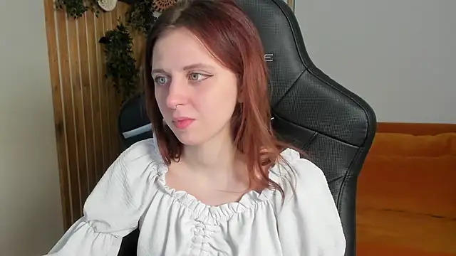 FreyaVey online show from 02-12-26, 05:24