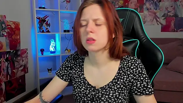 FreyaVey online show from 03-05-26, 05:14