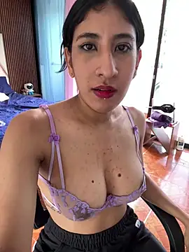 Snapshot of Violet_rousse7 chatting on 02-19-26, 05:53 Violet rousse7 online show from 02-19-26, 05:53