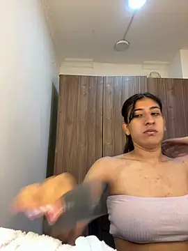 Snapshot of Violet_rousse7 chatting on 03-06-26, 12:07 Violet rousse7 online show from 03-06-26, 12:07