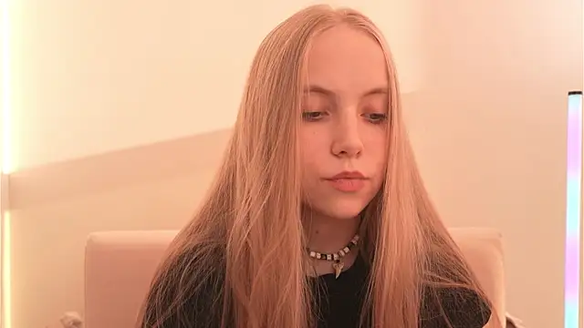 Appr0ved  online show from 04-01-26, 03:09