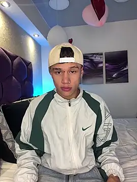 Snapshot of Dominik_Souza chatting on 03-06-26, 07:54 Dominik Souza online show from 03-06-26, 07:54